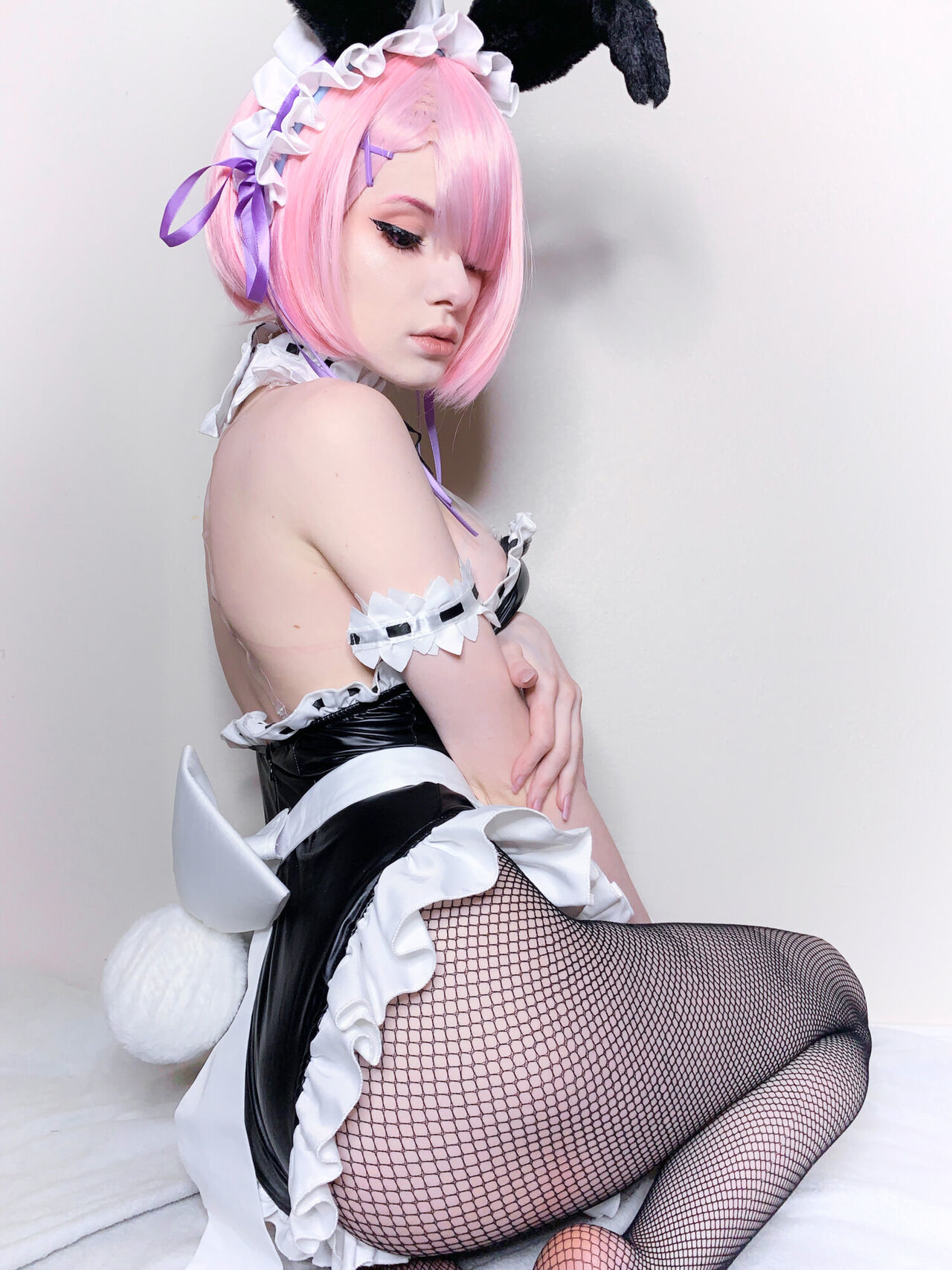 Bunni Lynn - Bunny Suit Ram
