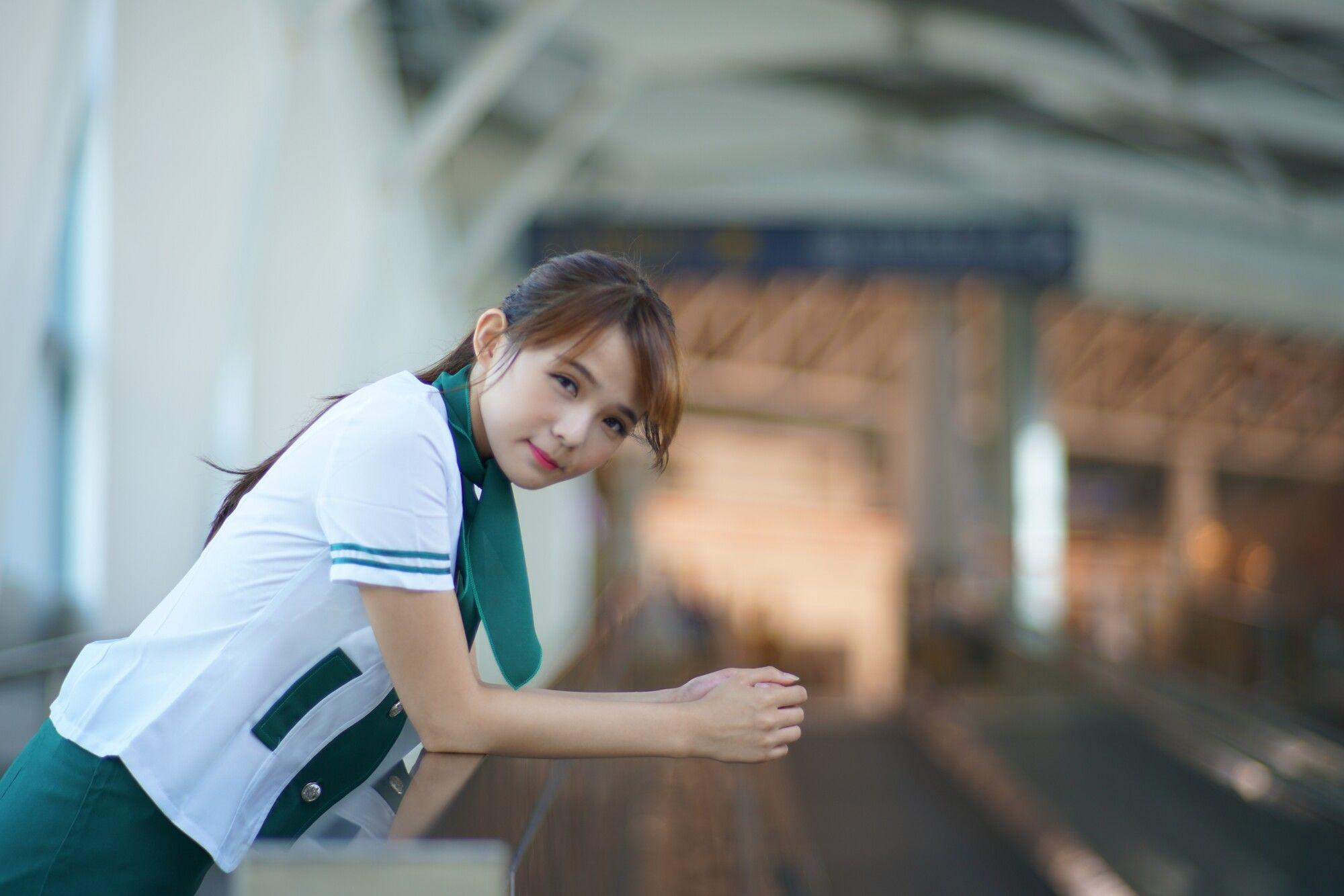 [台湾女神] 苏郁媛《烏日高鐵～空姐制服》 写真集(55)