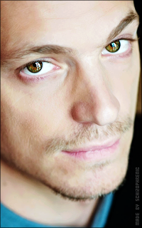 Joel Kinnaman 6JHEy0Hx_o