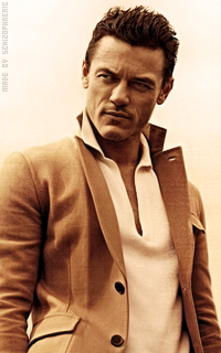 Luke Evans RGcwLpJL_o