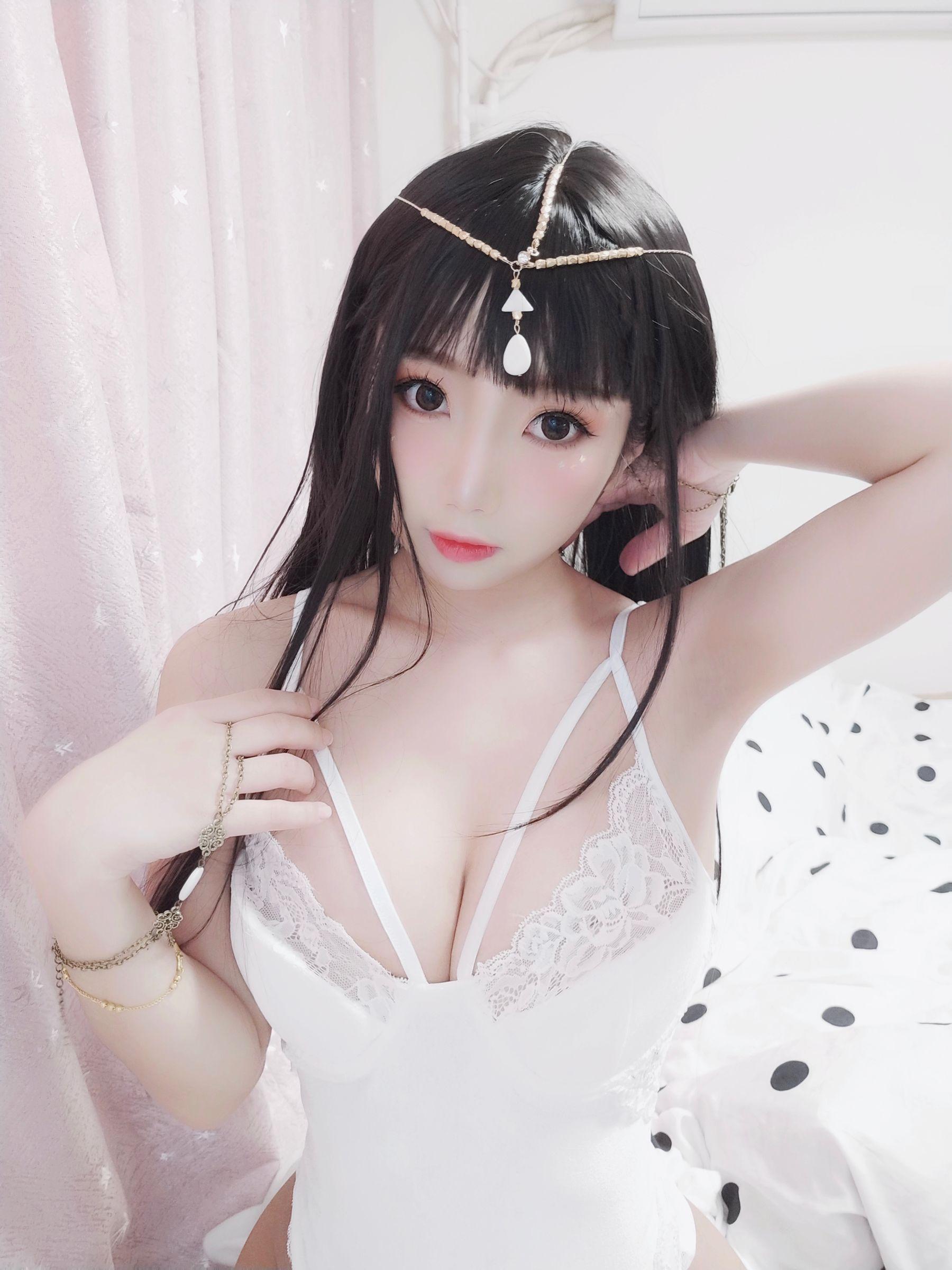 白嫩美少女鬼畜瑶 《白色埃及瑶》 写真集(35)