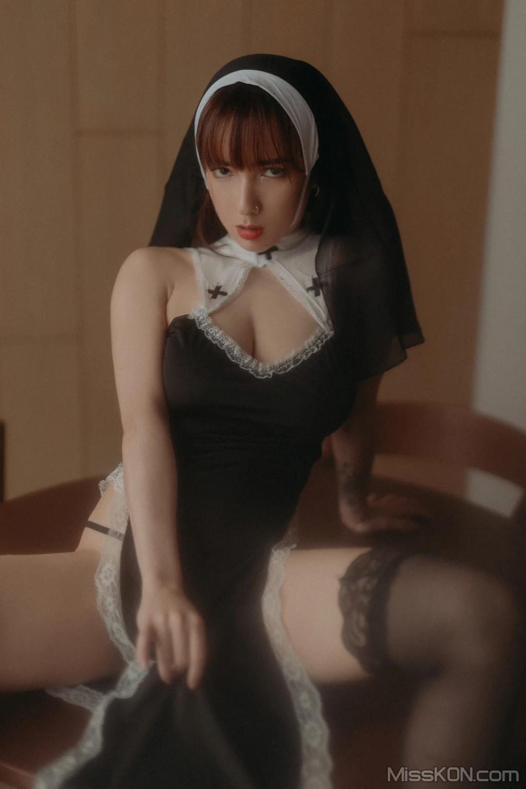 [DCP snaps] Vanessa: Vol.10 Halloween Nun (78 photos)(54)