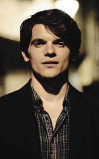 Edward Bluemel IQaQPa4Q_o