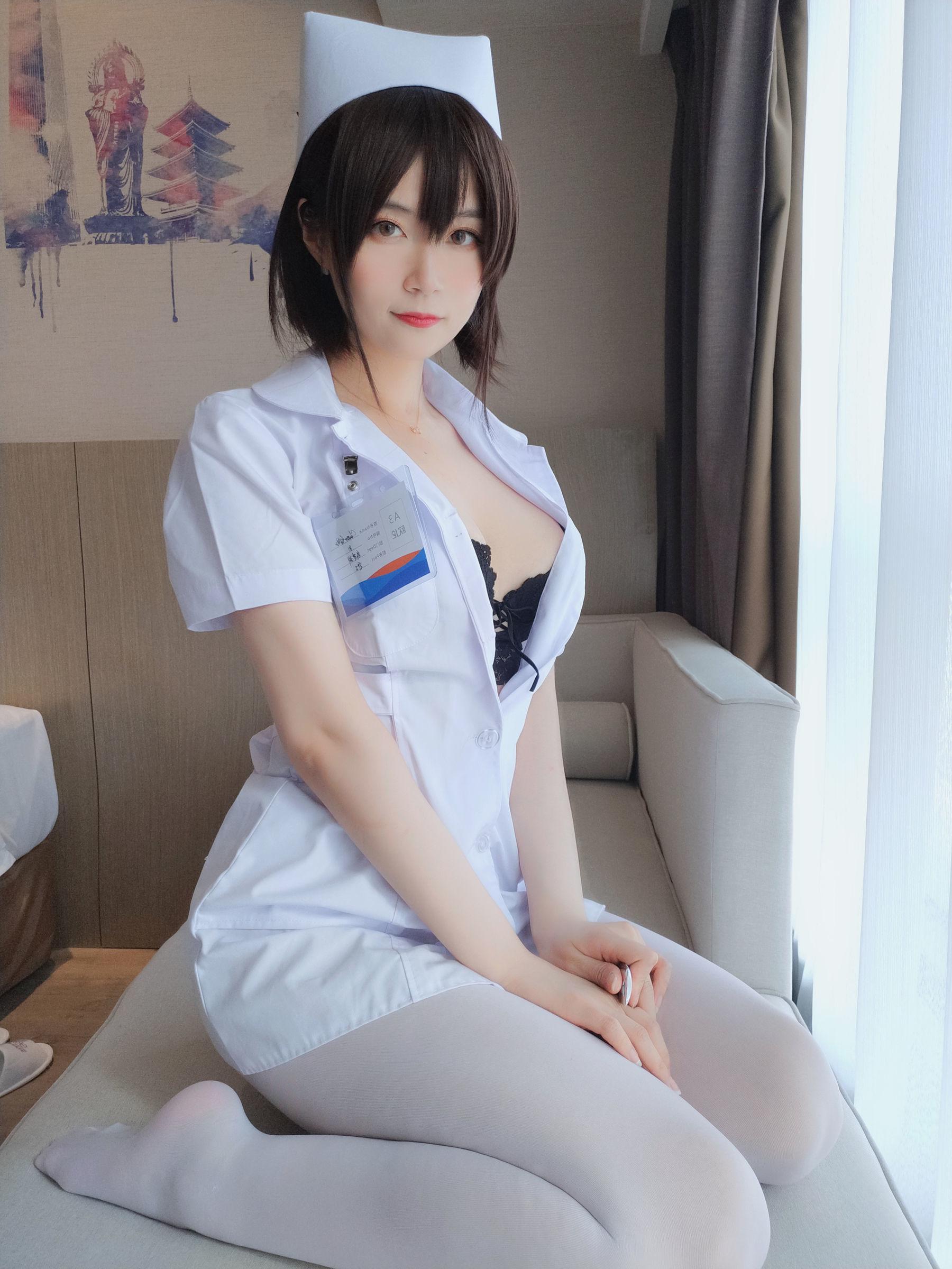 白银81《短发小护士》 [COSPLAY少女] 写真集(21)