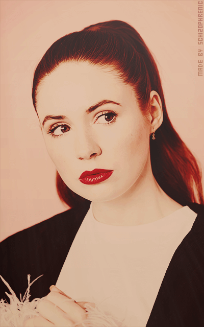 Karen Gillan 0o5rIdsq_o