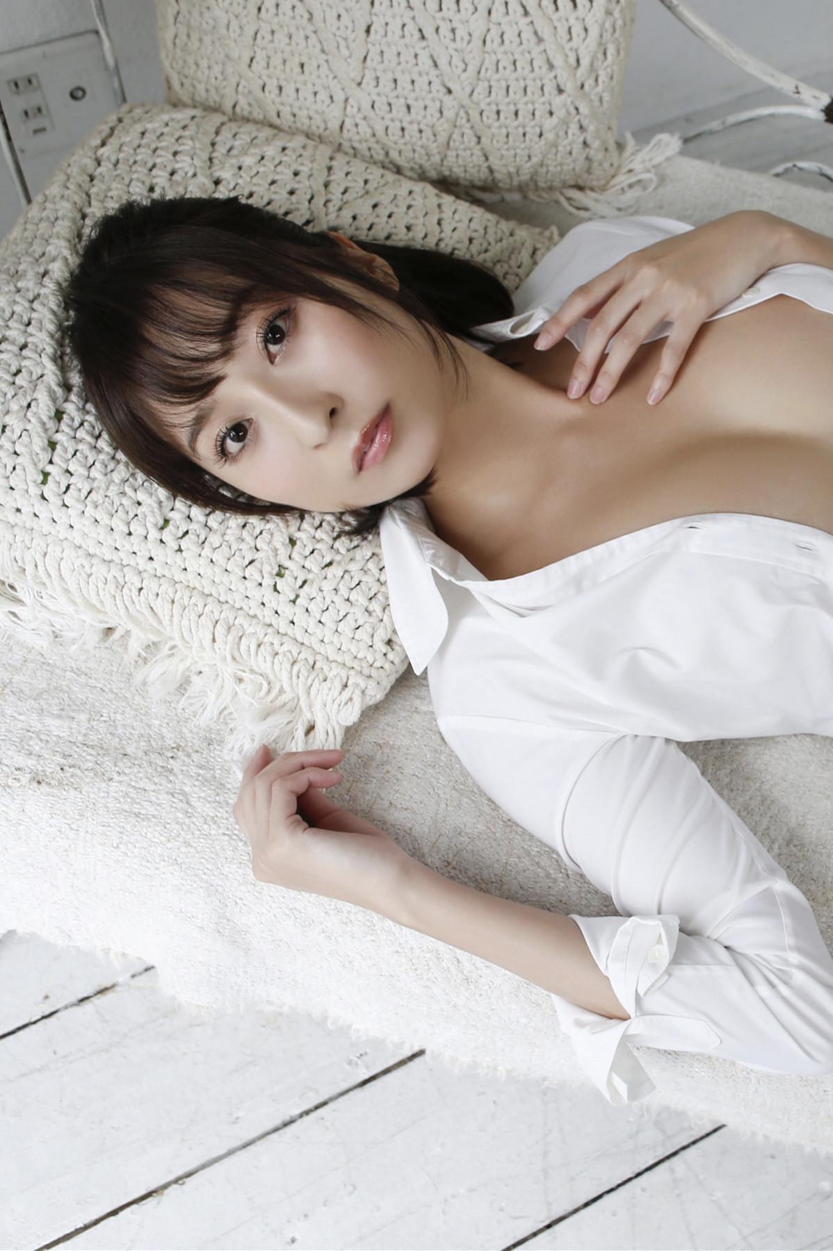 Saki Ogata 緒方咲, 写真集 「美脚の天使」 Set.01(38)