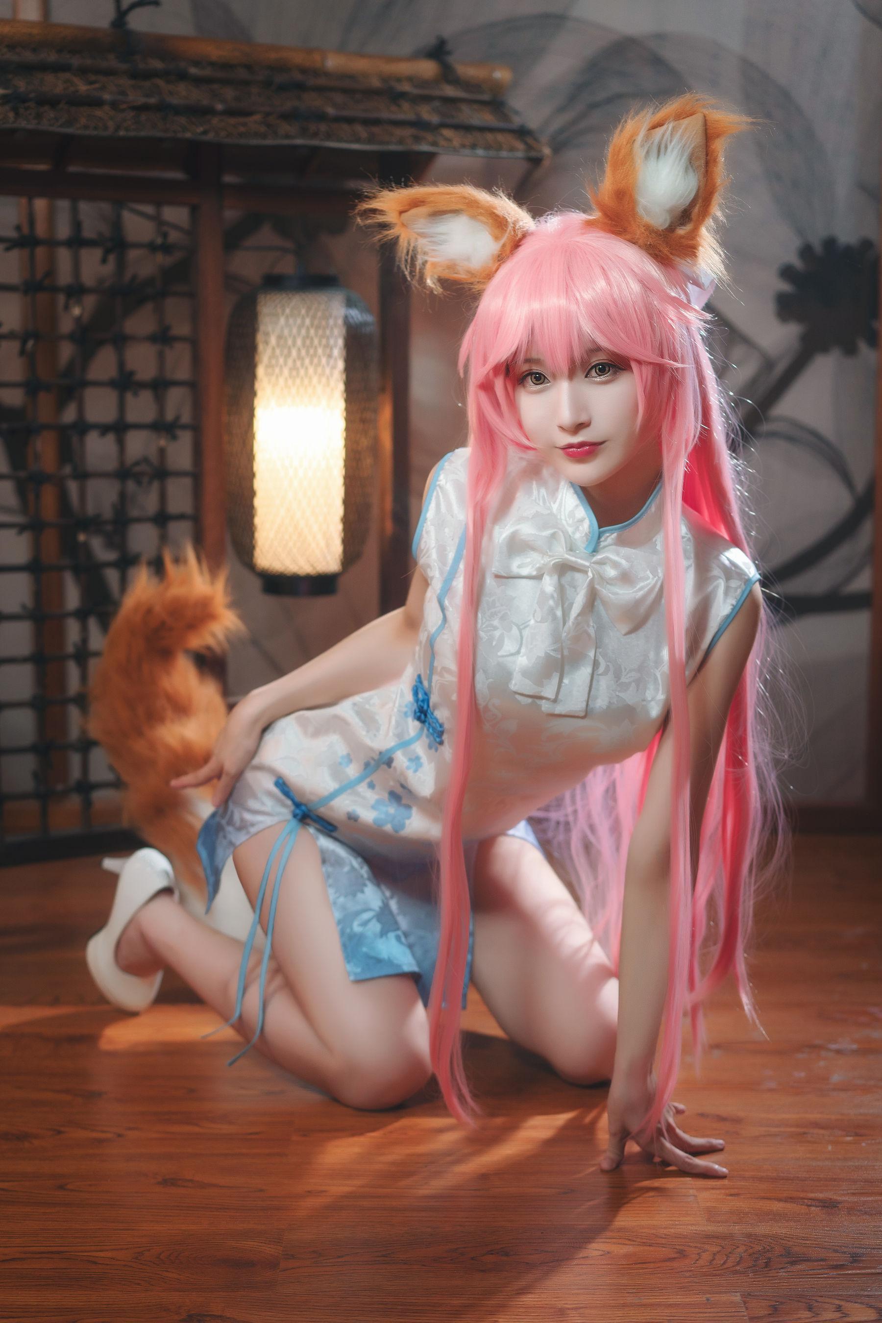 [Cosplay] 动漫博主铁板烧鬼舞w – 玉藻前 旗袍 写真集(2)