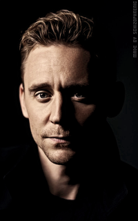 Tom Hiddleston Yc8VmOHy_o