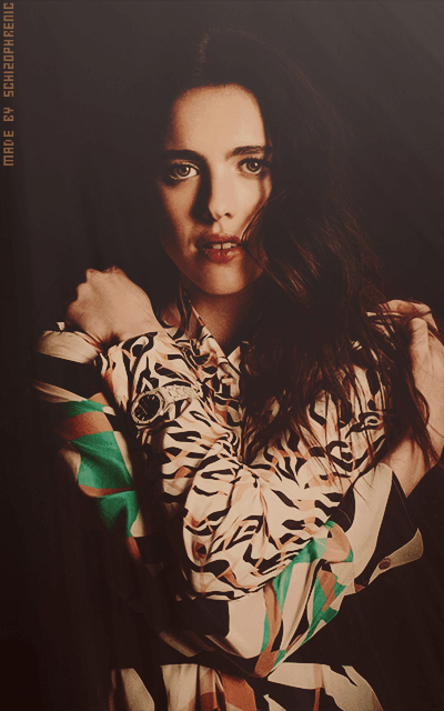 Margaret Qualley ITHrpYZ4_o