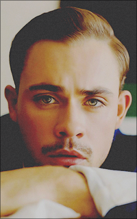 Dacre Montgomery UbQcHLoG_o