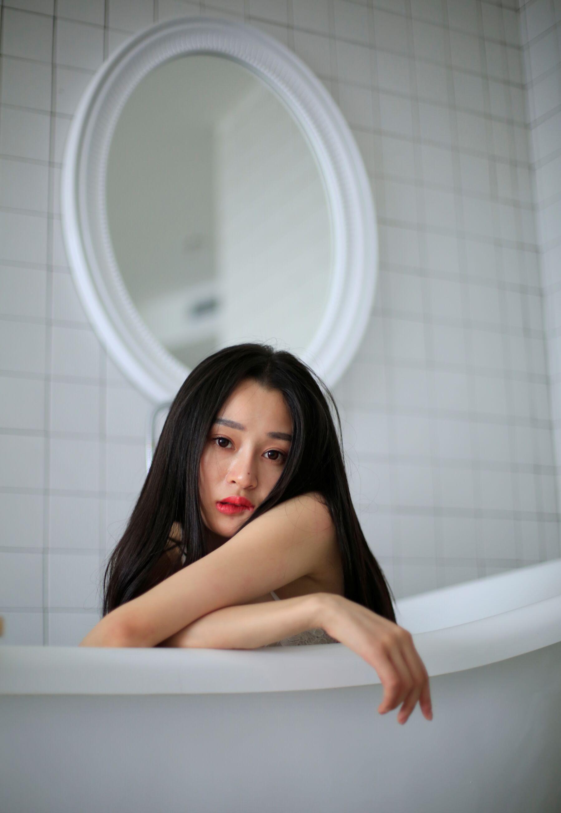 国模套图 素人私房流出(505)