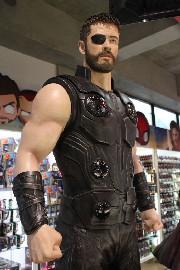 Avengers Exclusive Store by Hot Toys - Toys Sapiens Corner Shop - 23 Avril / 27 Mai 2018 - Page 3 ZzlpQNjc_o