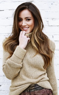 Chloe Bennet B4fXWhf4_o