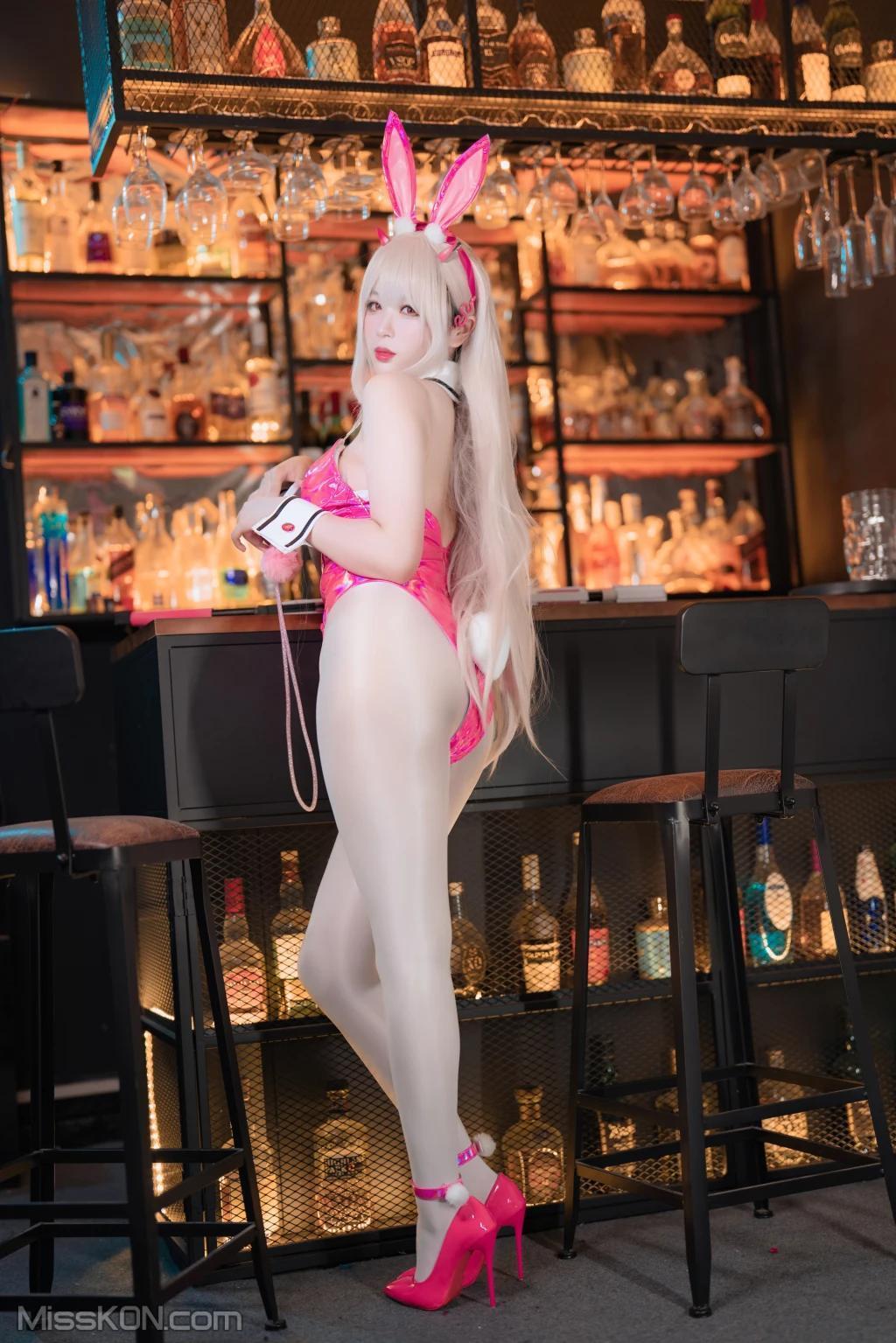 Coser@轩萧学姐: 胜利女神 毒蛇兔女郎 (105 photos )(2)