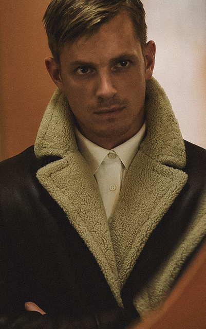 Joel Kinnaman DYsJ5pZy_o