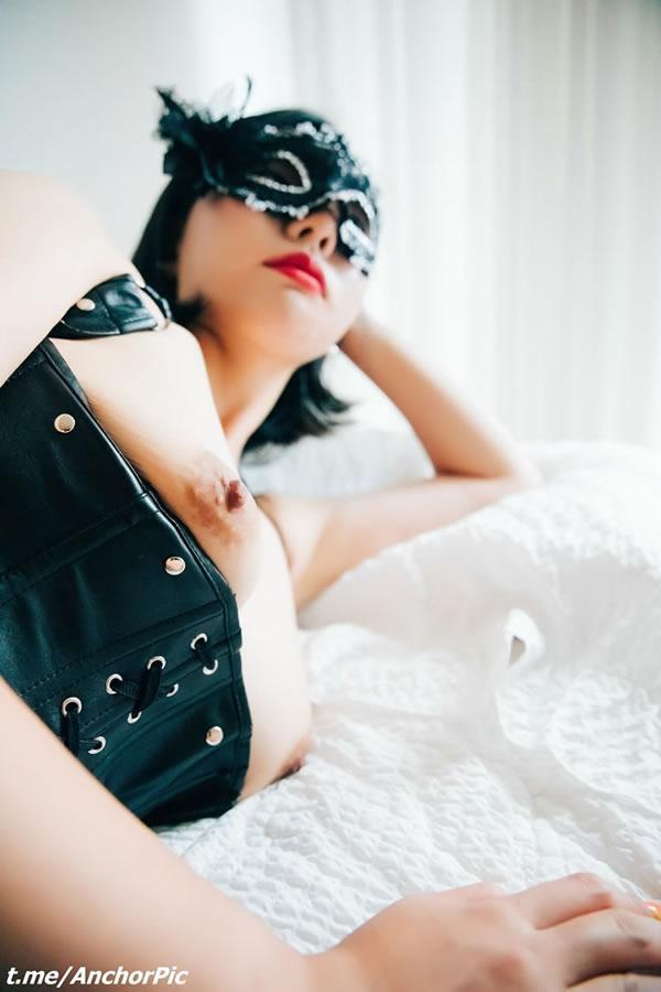 皮衣爆乳美女Loozy - rosie无圣光图集(18)