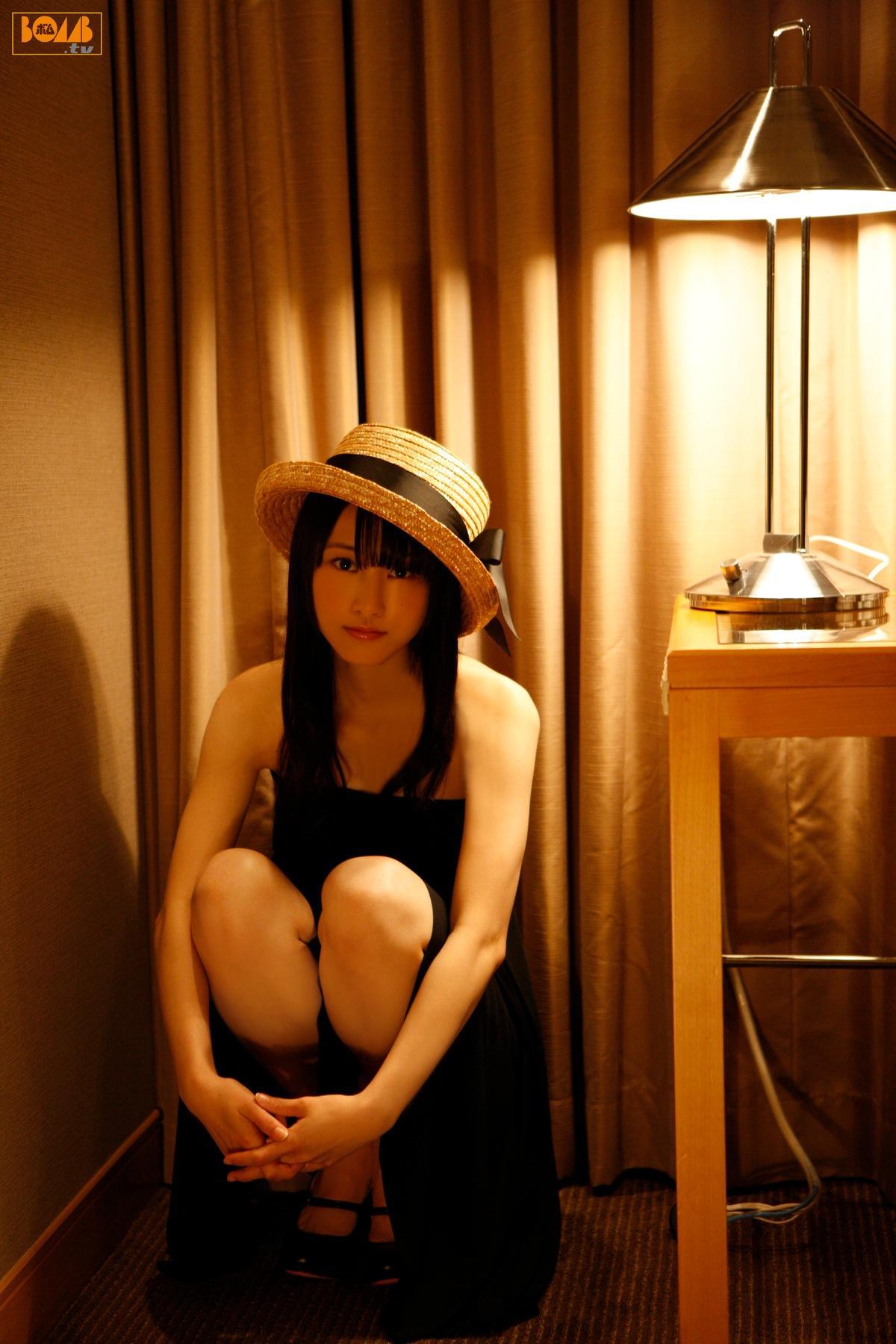 [Bomb.TV] 2011年08月号 松井玲奈 Rena Matsui写真集(10)