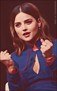 Jenna Coleman 1eu0kkSo_o