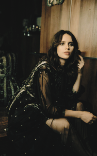 Felicity Jones BX8k2ek4_o