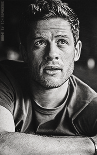 James Norton MdJDQZT5_o