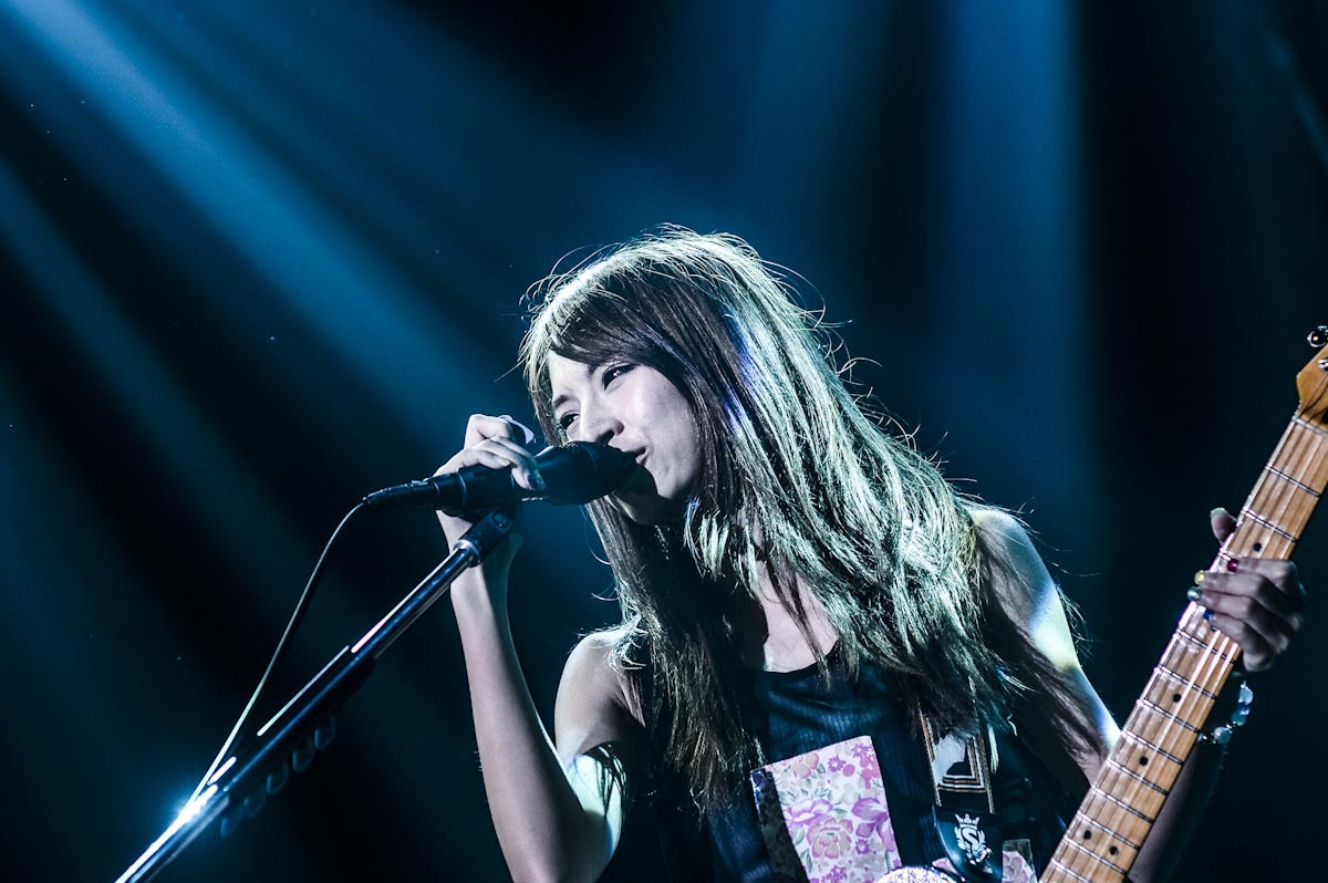 SCANDAL LIVE TOUR 2013「SCA wa Mada Honki Dashitenai Dake」 K7NjxS8D_o