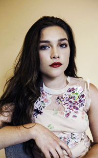 Florence Pugh KsNUnAmH_o