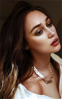 Alycia Debnam Carey - Page 2 PbP9Oo9w_o