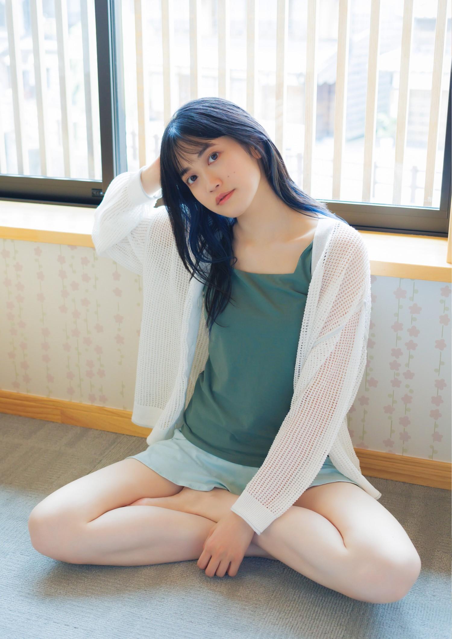 Moeka Koizumi 小泉萌香, Young Jump 2024 No.39 (ヤングジャンプ 2024年39号)(9)