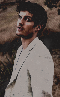 Daniel Sharman HCZa7hWV_o