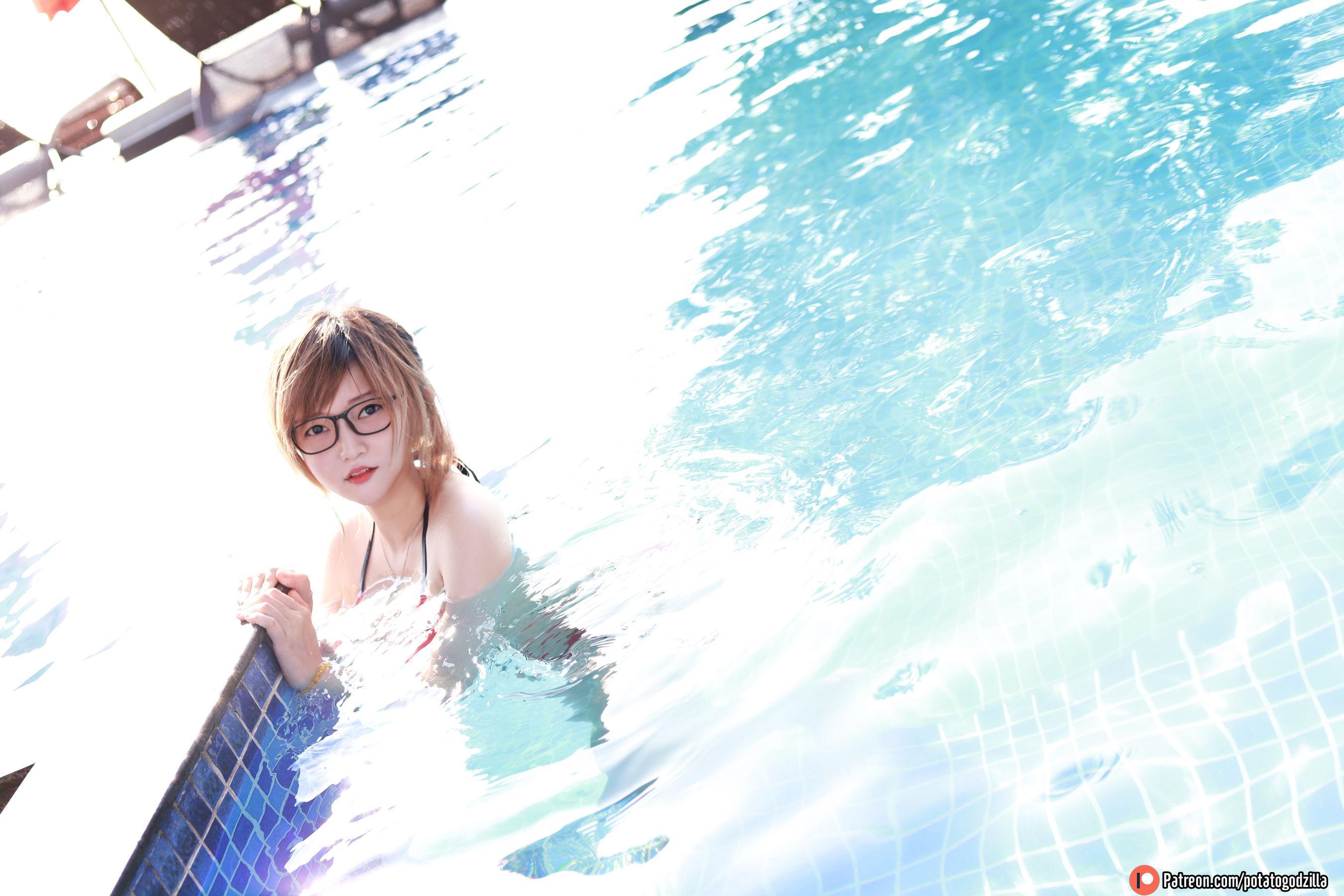 [网红写真] Coser小姐姐Potato Godzilla – Summer Dream(16)