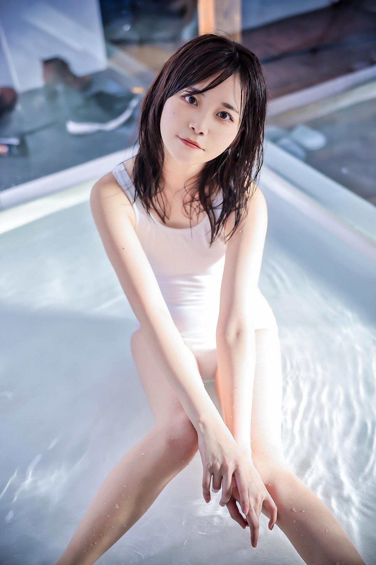 Mimiko Hinaki 姫綺みみこ, 写真集 Wet Color Swimming Race 濡色競泳 Set.01(3)