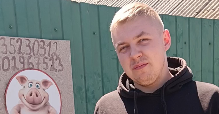 За ніч 21-річний Віталій Димарчук колов дев’ятеро свиней За ніч 21-річний Віталій Димарчук колов дев’ятеро свиней