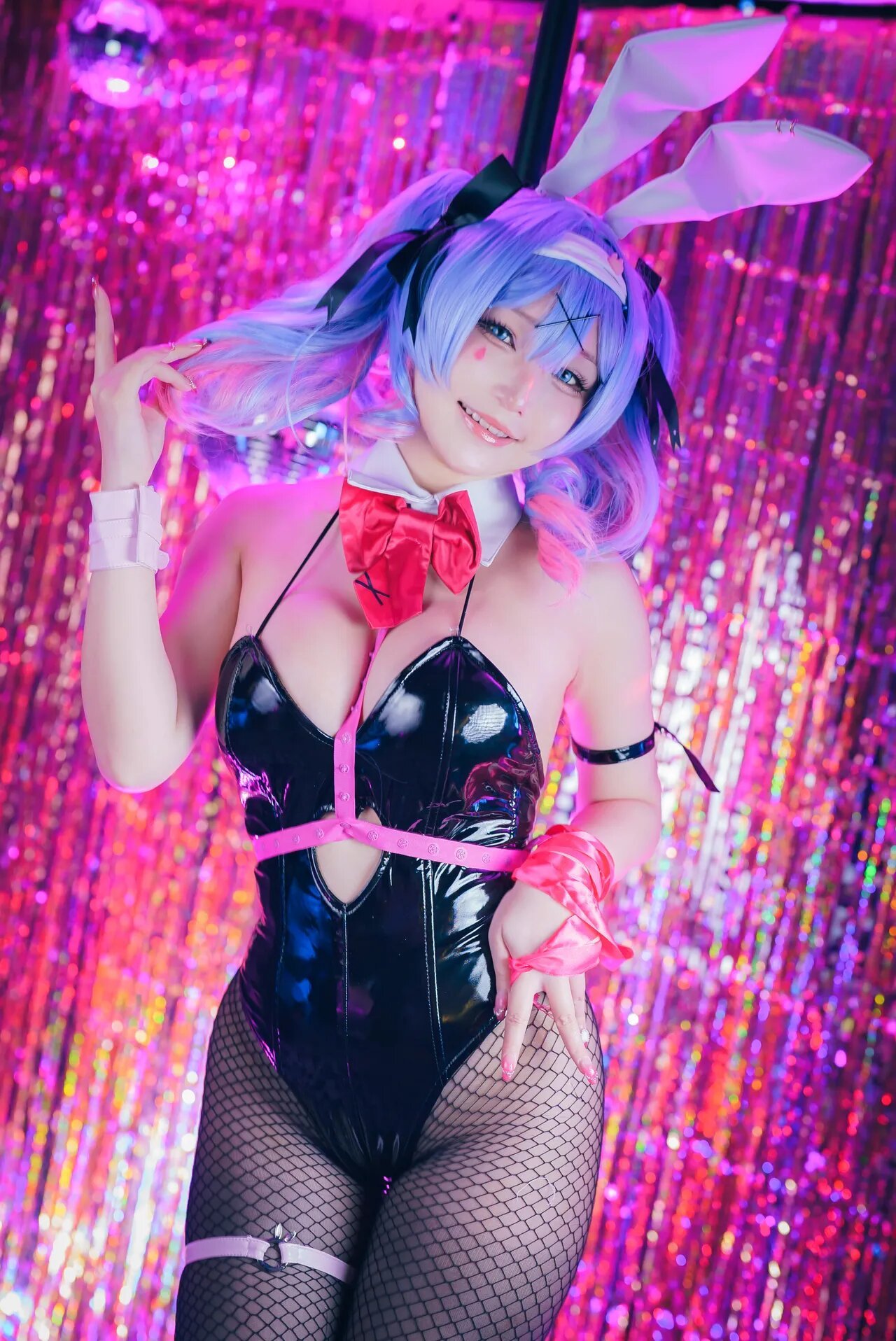 Takanashi Hanari - Miku Rabbit Hole
