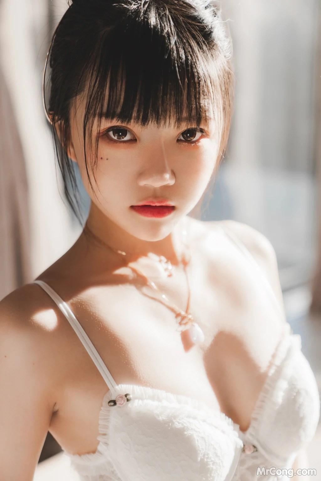 Coser@桜桃喵 Vol.148: 白紗糖 (69 photos)