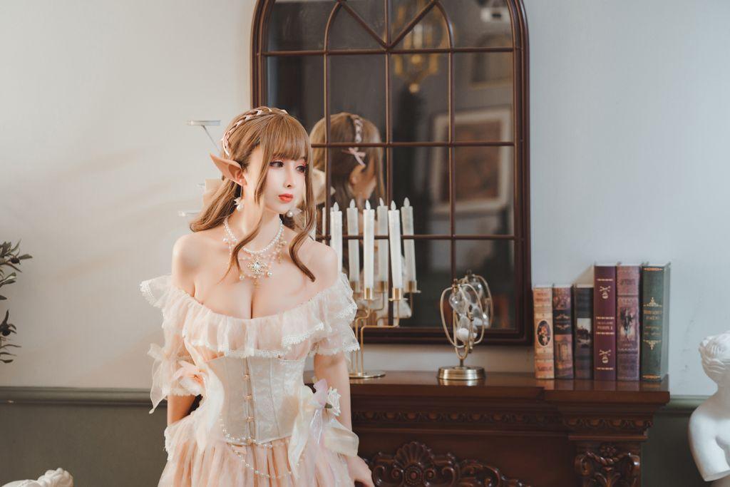 Coser@rioko凉凉子 Vol.043: 精灵姐姐 (31 photos )(12)