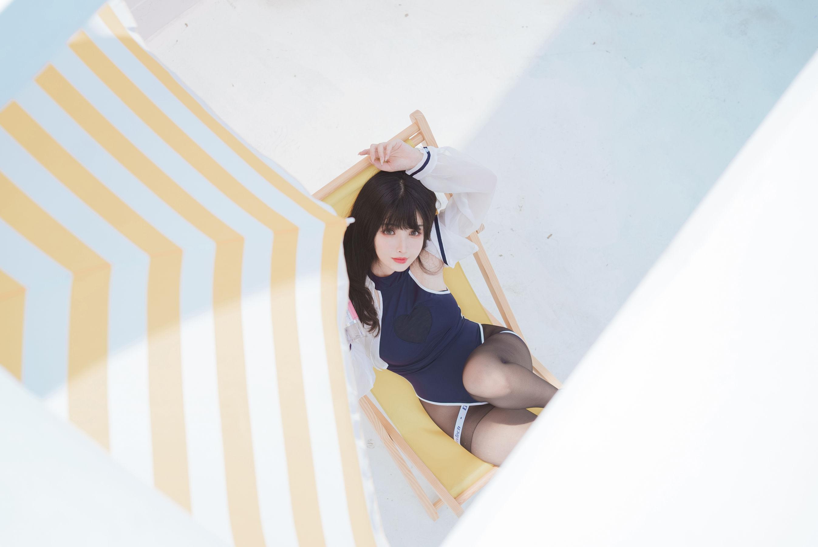 [网红COSER] rioko凉凉子 – 天台竞泳(5)