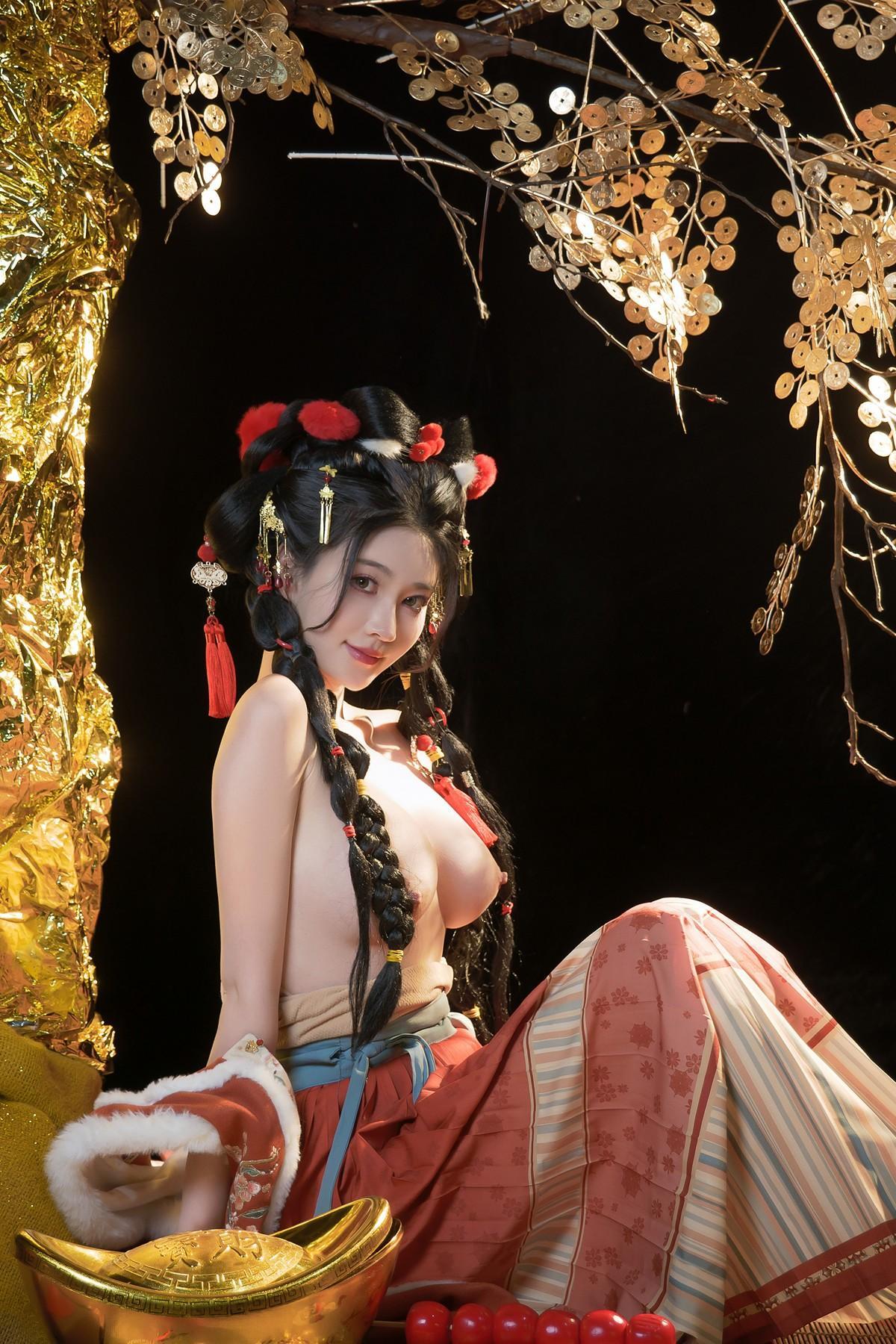年年Nnian, ヌード写真集 Golden Tree(47)
