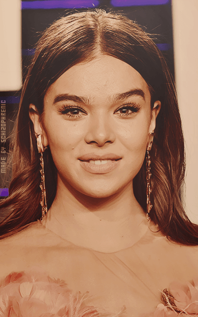 Hailee Steinfeld 50v6ie4u_o