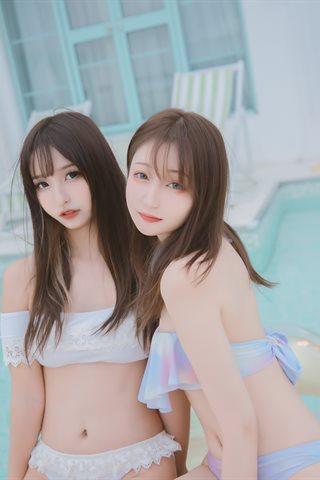 神楽坂真冬-绝对企画电子相册2.《笑颜水时计》夏日比基尼