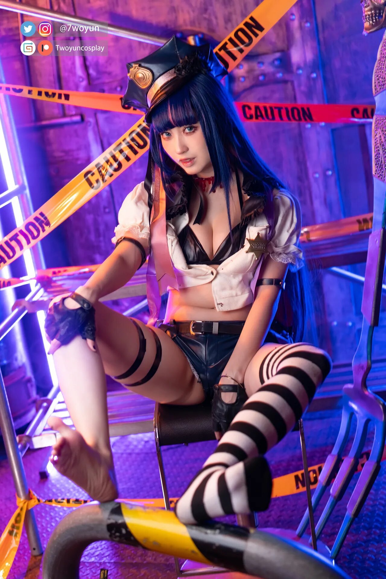 Twoyun - Officer Stocking