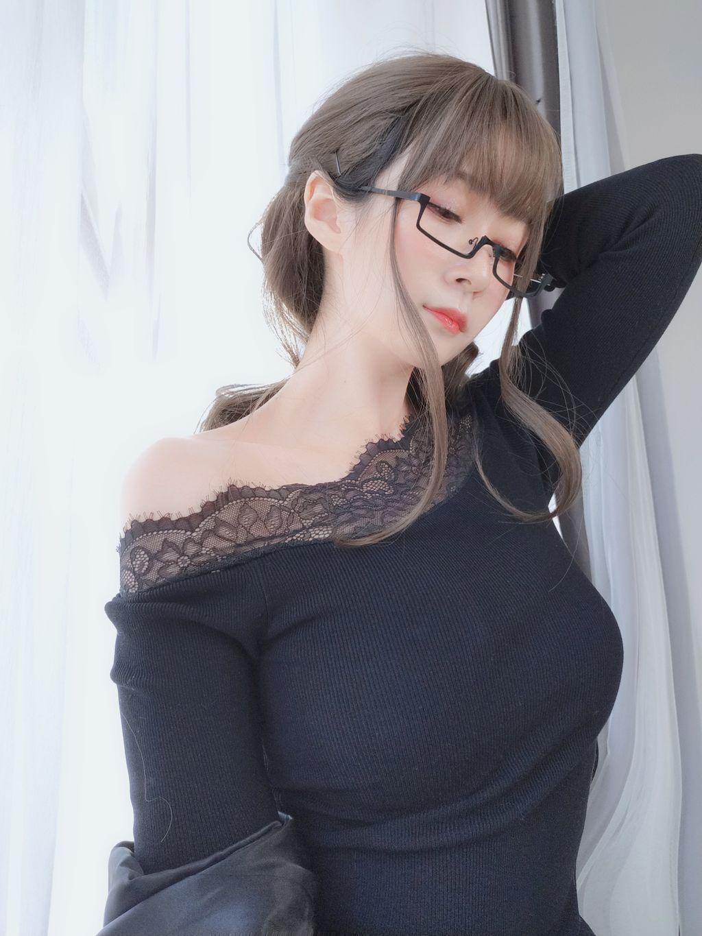Coser @ 白银 81: 黑 西服 (136 photos)(30)