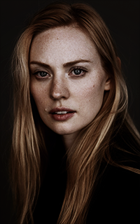 Deborah Ann Woll K7DoRQrL_o