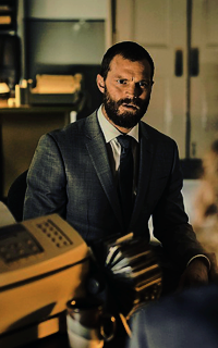 Jamie Dornan - Page 2 HhkwUQxn_o