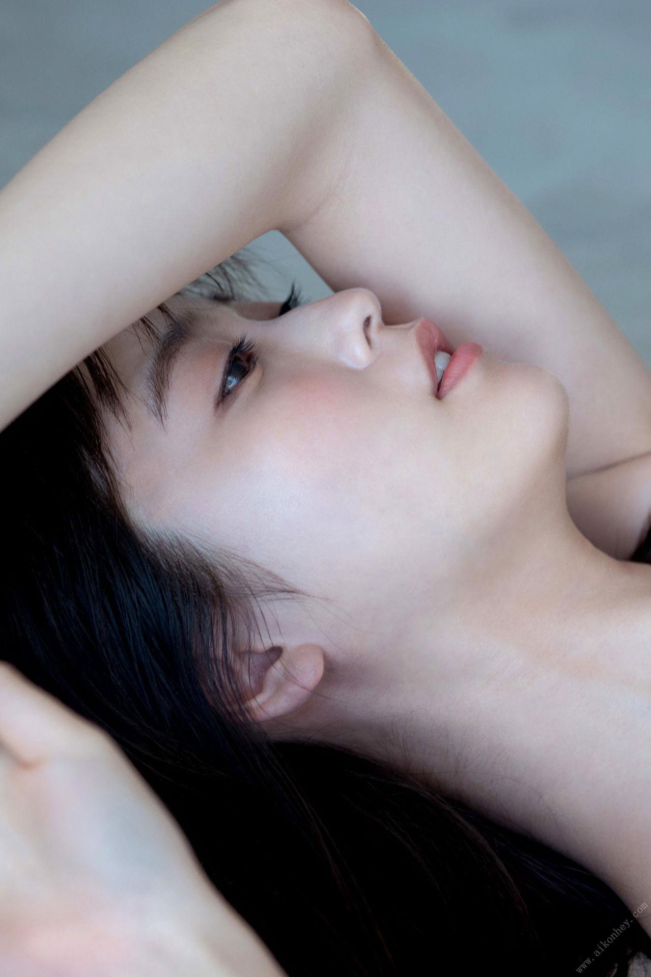 Mio Kudo 工藤美桜, ＦＲＩＤＡＹデジタル写真集 「輝きながら……」 Set.02(25)