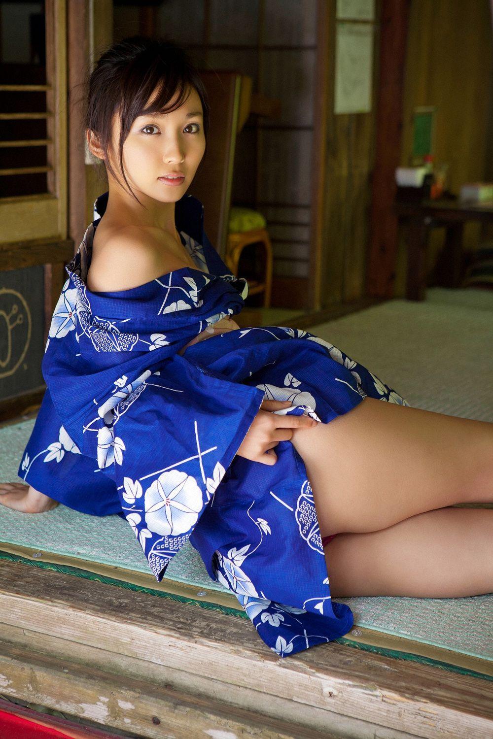 吉木りさ《しなやかフェロモン》写真集 [YS Web] Vol.552(41)