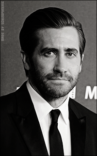 Jake Gyllenhaal - Page 3 Whj5NdU9_o