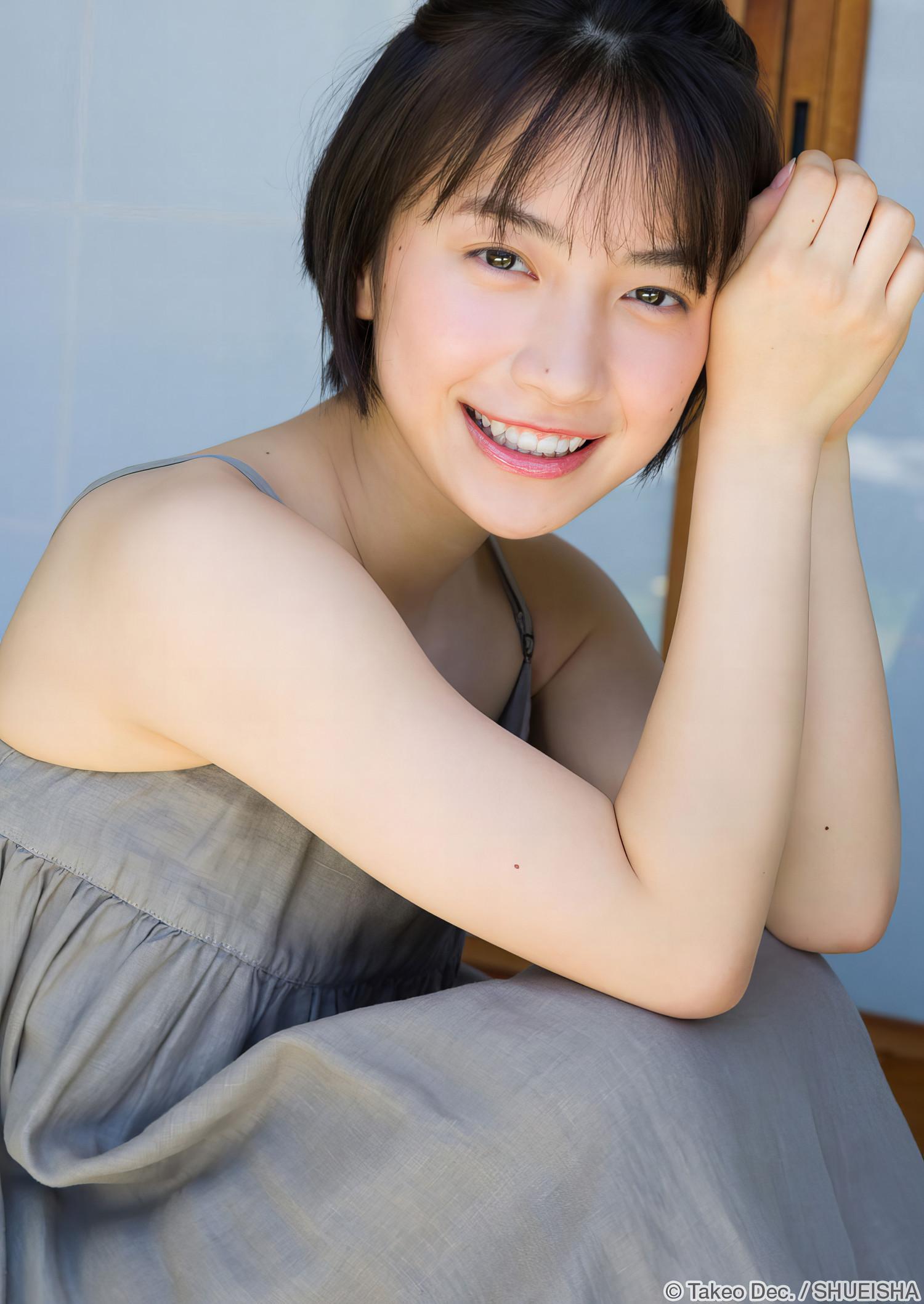 Yumia Fujisaki 藤﨑ゆみあ, Young Jump 2024 No.22 (ヤングジャンプ 2024年22号)(11)