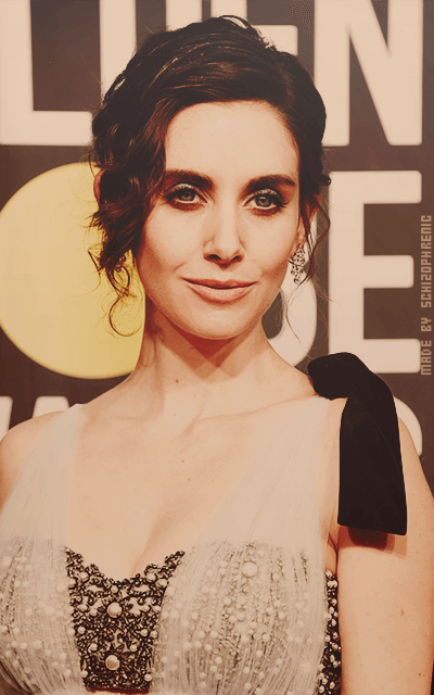 Alison Brie S3KycXsK_o