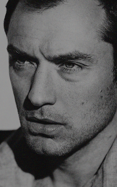 Jude Law - Page 5 8B0MG03n_o