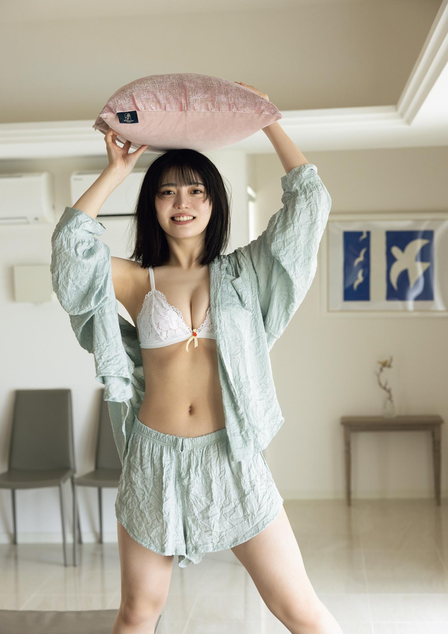 Mei Ishihama 石浜芽衣, 1st写真集 「ひかっている」 Set.03(12)